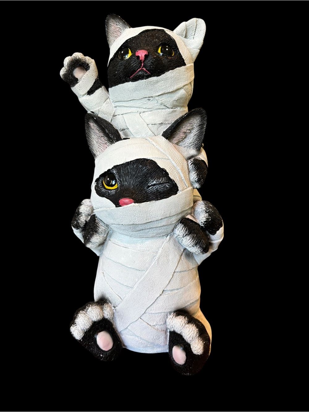 Halloween Decoration Mummy Stacked Cats Resin 12 Inches Tall Mint Condition